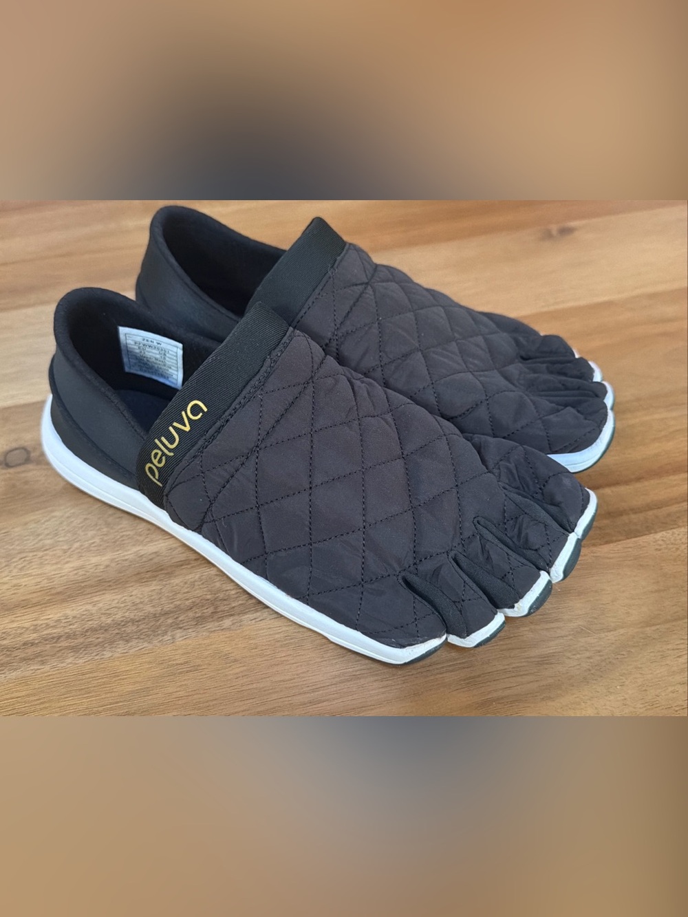 Peluva Women's Zen Active Slip-On Five Finger Black Shoes US Size 10 Eur 42 READ